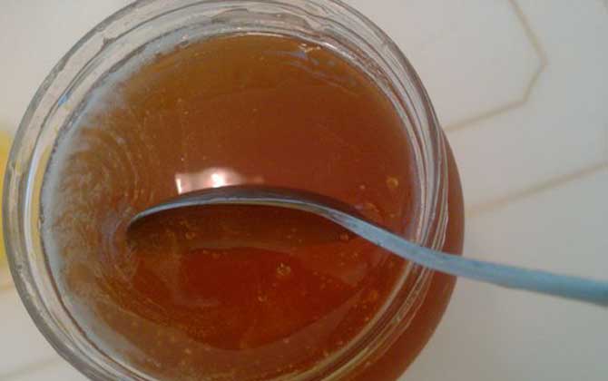 芝麻蜜的作用與功效及食用方法 芝麻蜜