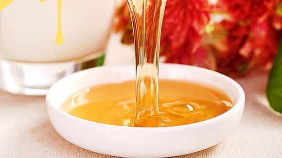 網(wǎng)上買的蜜蜂王是怎樣培養(yǎng)的(蜂王網(wǎng)購(gòu)回來怎么養(yǎng)殖) 網(wǎng)上買的蜜蜂王是怎樣培養(yǎng)的(蜂王網(wǎng)購(gòu)回來怎么養(yǎng)殖)