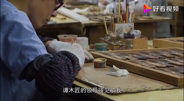 譚木匠的秘密：制作梳子的人，并不完美。