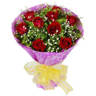 9朵玫瑰代表什么意思(九朵玫瑰的花語含義及適合送的對象) 9朵玫瑰代表什么意思(九朵玫瑰的花語含義及適合送的對象)