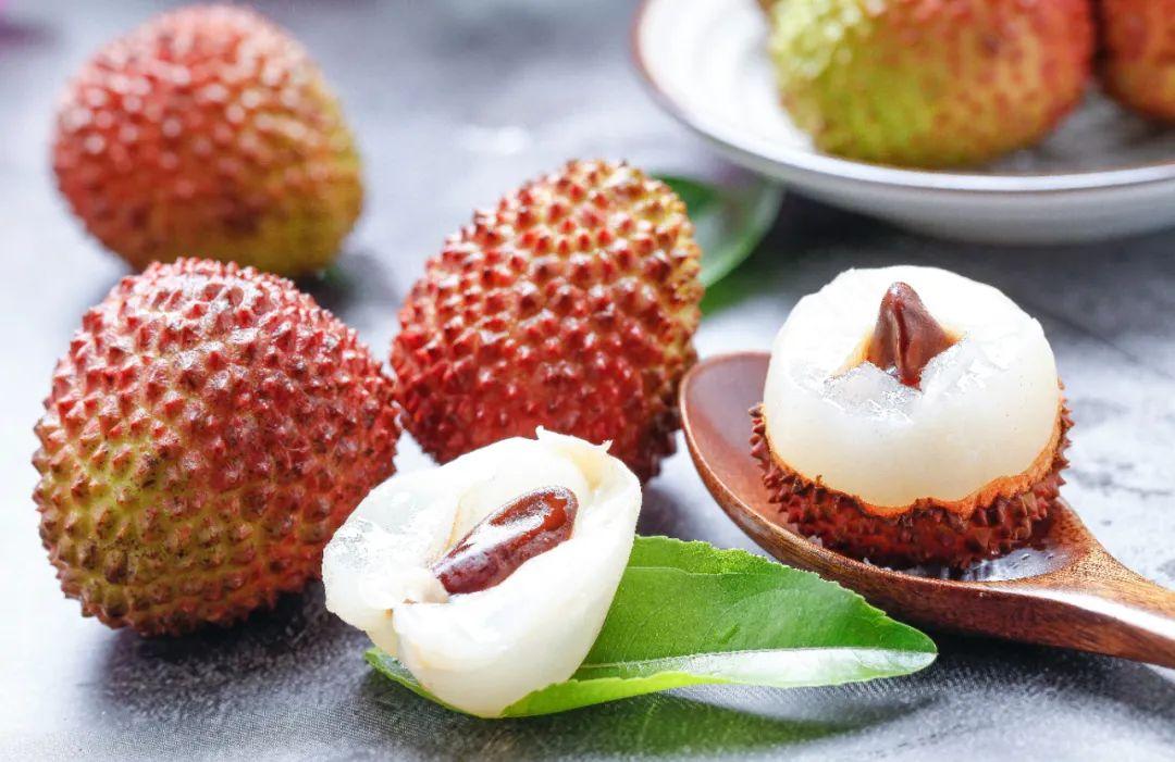 龍眼和荔枝是一種水果嗎(龍眼和荔枝的區(qū)別) 龍眼和荔枝是一種水果嗎(龍眼和荔枝的區(qū)別)