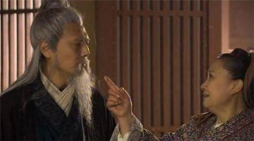 俗語黃蜂尾后針是什么意思(黃蜂尾后針的意思和出處) 俗語黃蜂尾后針是什么意思(黃蜂尾后針的意思和出處)