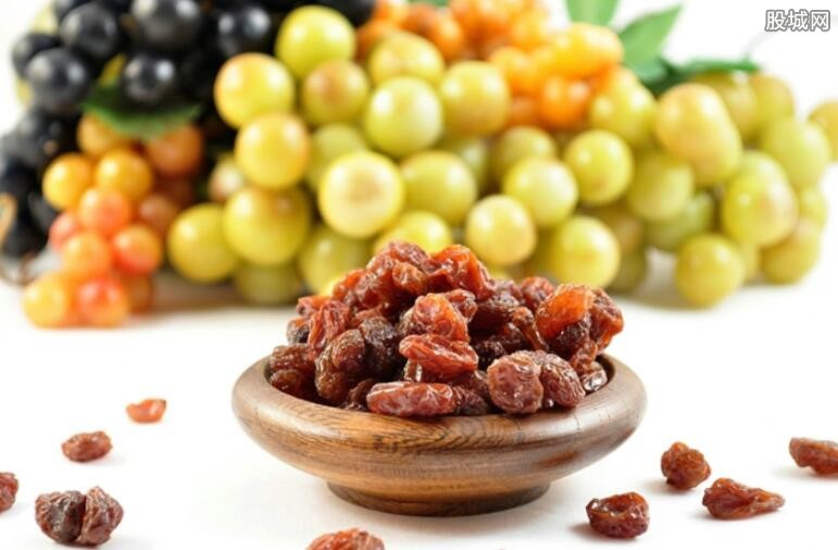 葡萄干批發(fā)價(jià)多少錢(qián)一斤(葡萄干市場(chǎng)批發(fā)價(jià)格) 葡萄干批發(fā)價(jià)多少錢(qián)一斤(葡萄干市場(chǎng)批發(fā)價(jià)格)